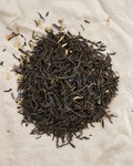 Earl Grey loose tea with its natural scatter